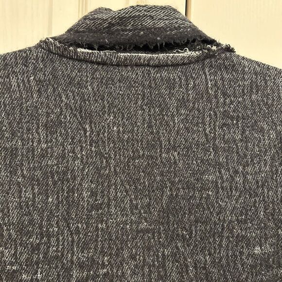 Forme d’Expression Fringe Cashmere/Wool Cardigan in Grey/Black, Size 42 (US 6) - Picture 9 of 13